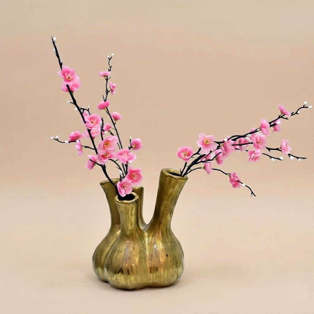 Aurelia Three-Stem Botanical Vessel