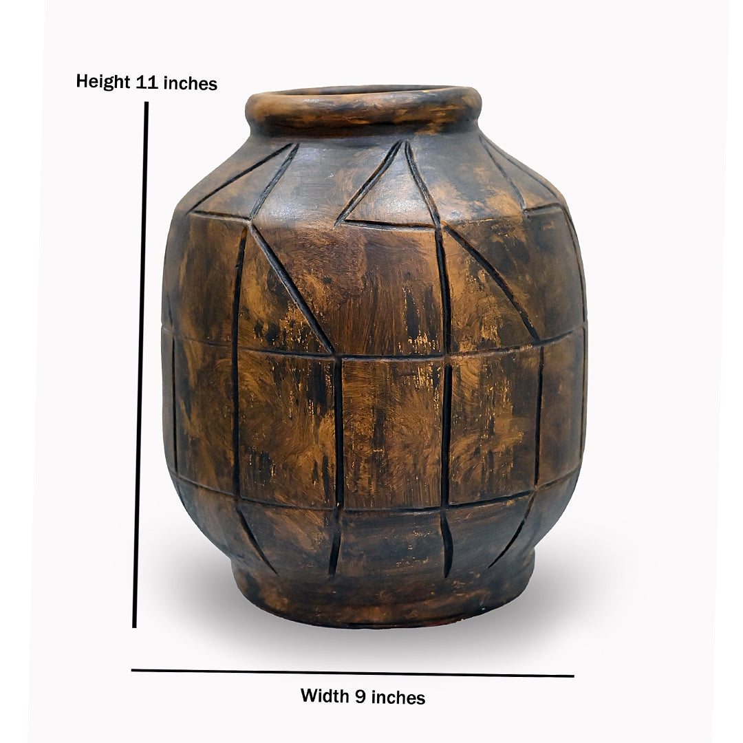 The Nomad Geometric Carved Vessel