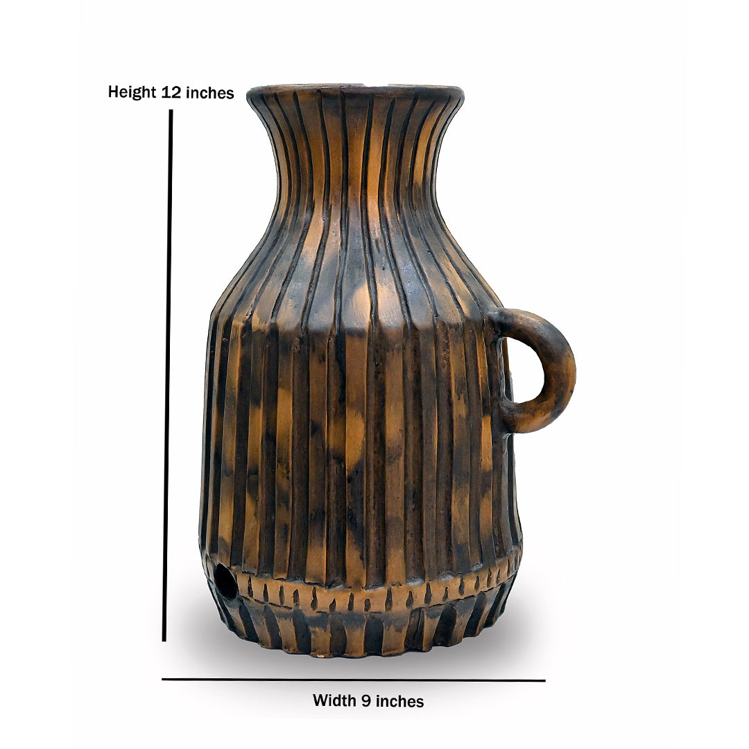 The Soren Fluted Handle Vessel