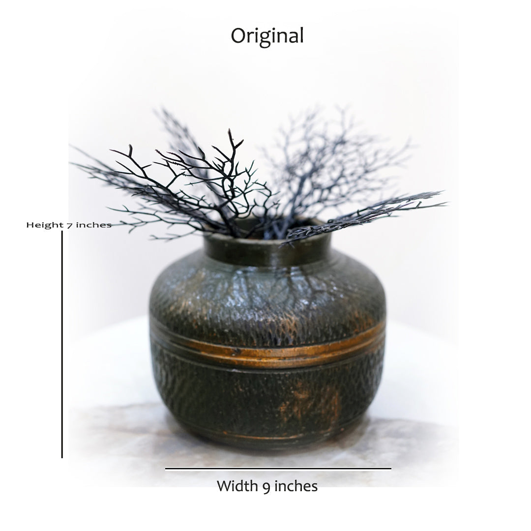 The Veridian Urn Vase